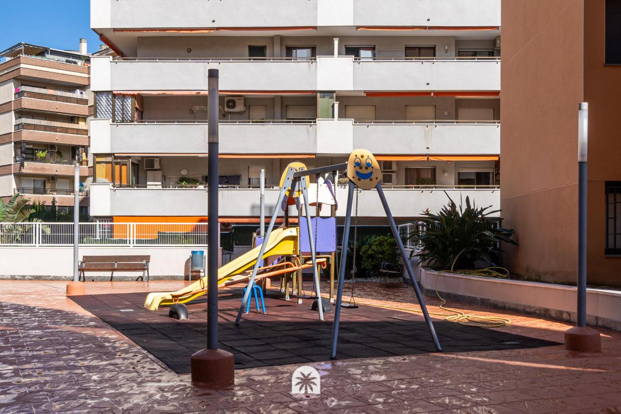 Mediterranean Way - Amadeus Confort Y Lujo Familiar La Pineda Εξωτερικό φωτογραφία